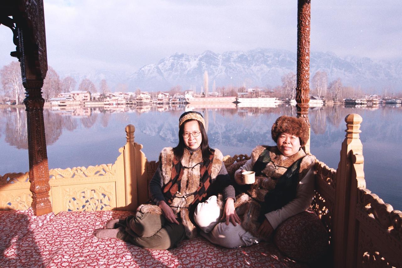 Wangnoo Heritage Houseboats Hotel Srinagar  Bagian luar foto